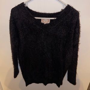 Ambiance — Women’s Fuzzy Sweater